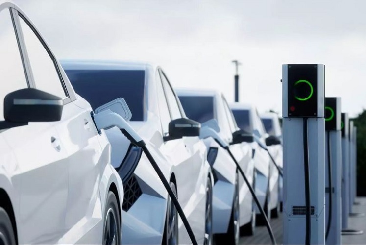 Used EV Sales Surge as Fuel Prices Rise in Europe